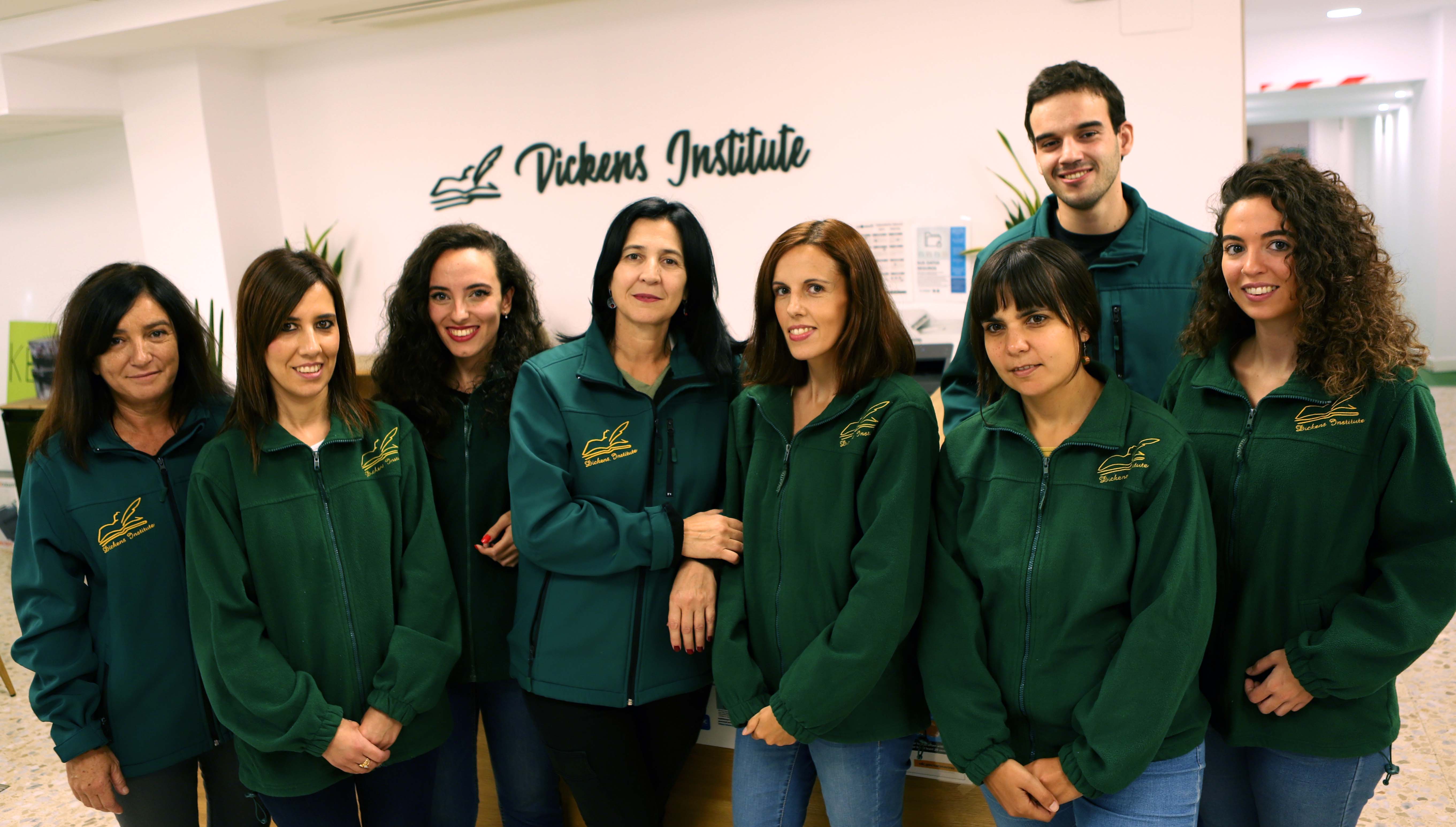 Instituto Dickens nuestro equipo